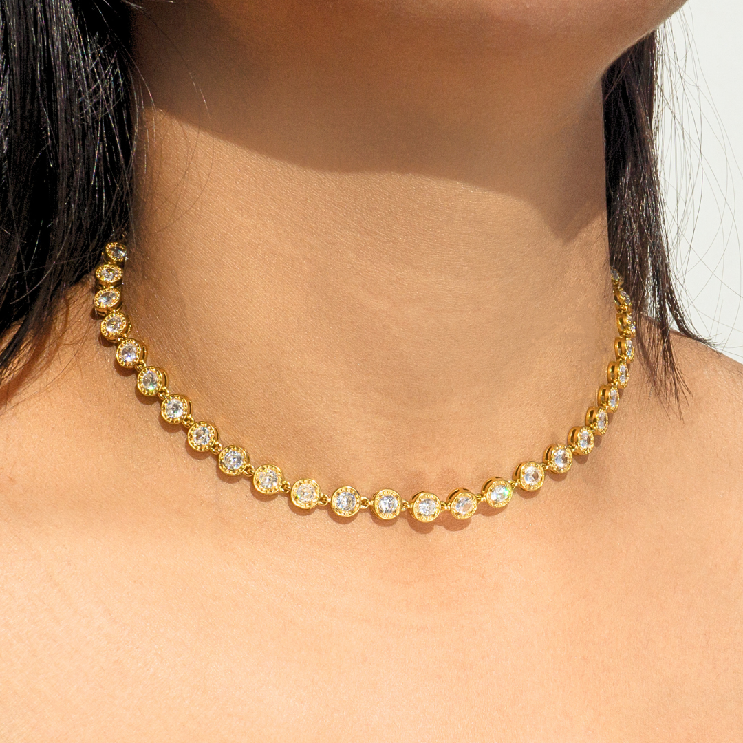 Dazzling Gold Round-Cut Necklace