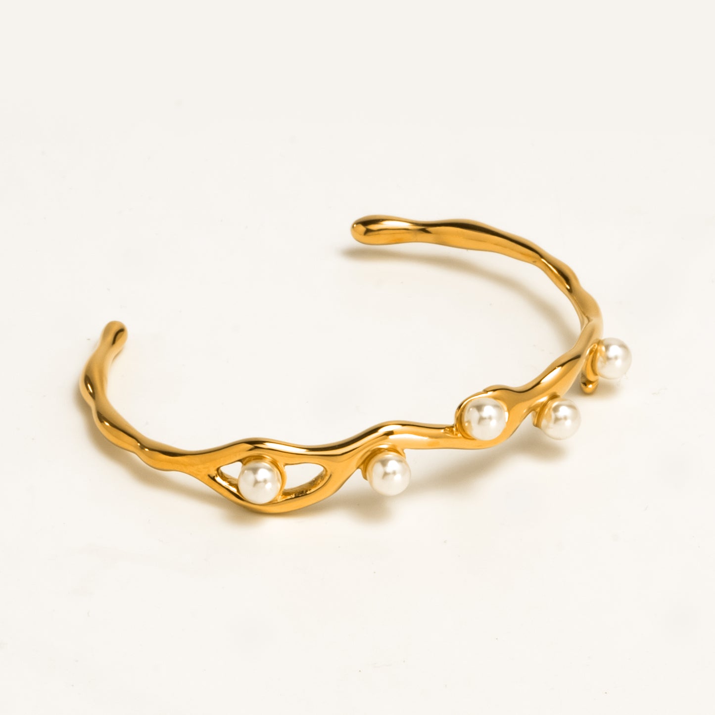 Gold Plated Sea Breeze Pearl Bracelet
