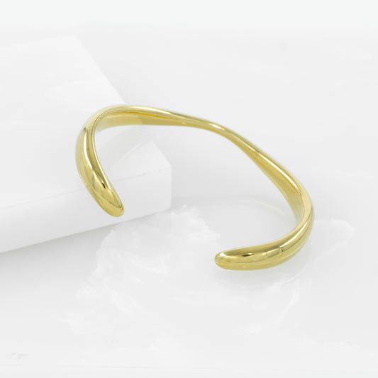 Golden Ripple Bracelet