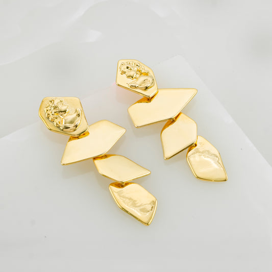 Four layered danglers