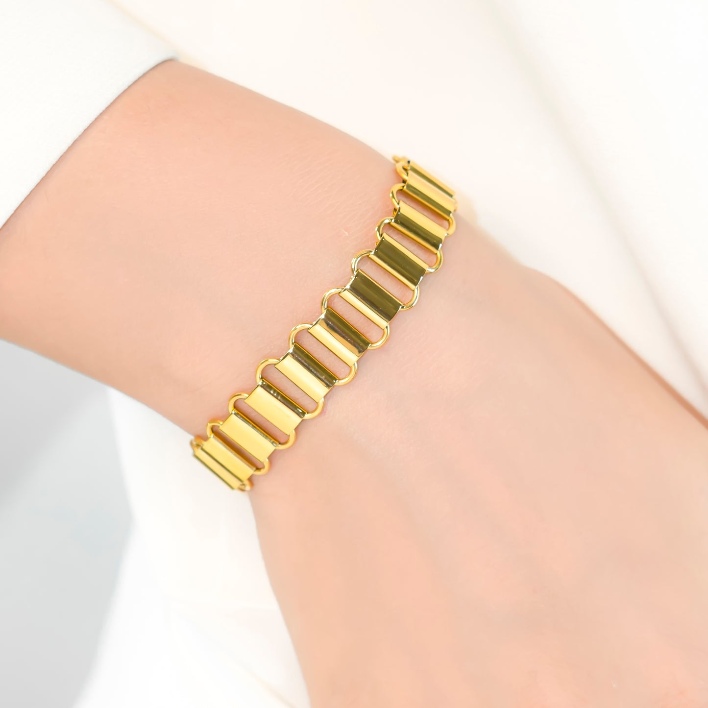 Gold Plated Entwined Bracelet