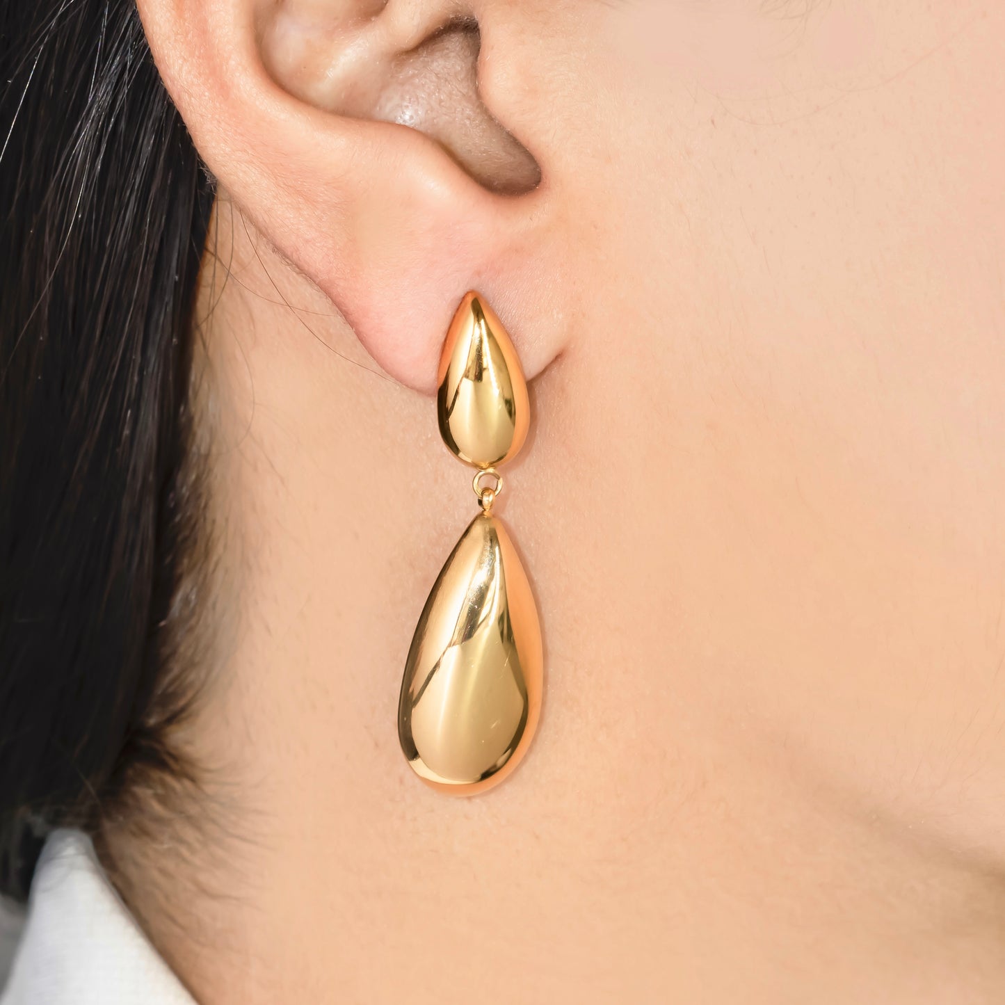 Waterdrop shaped earrings