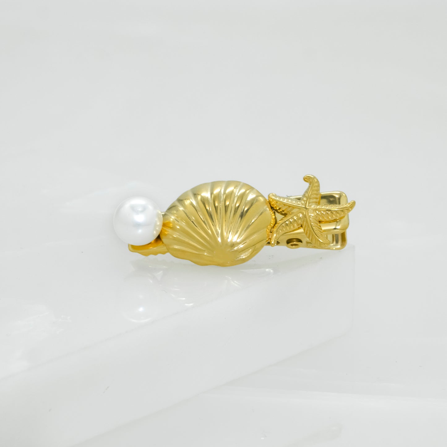 Seashore hair clip