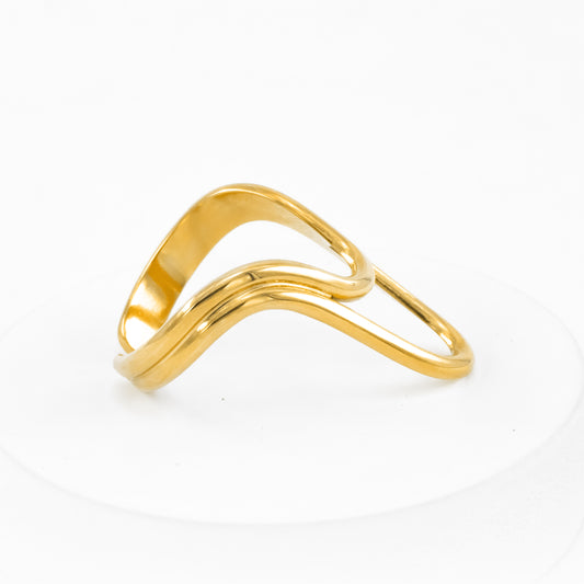 Adjustable Modern Twist Ring