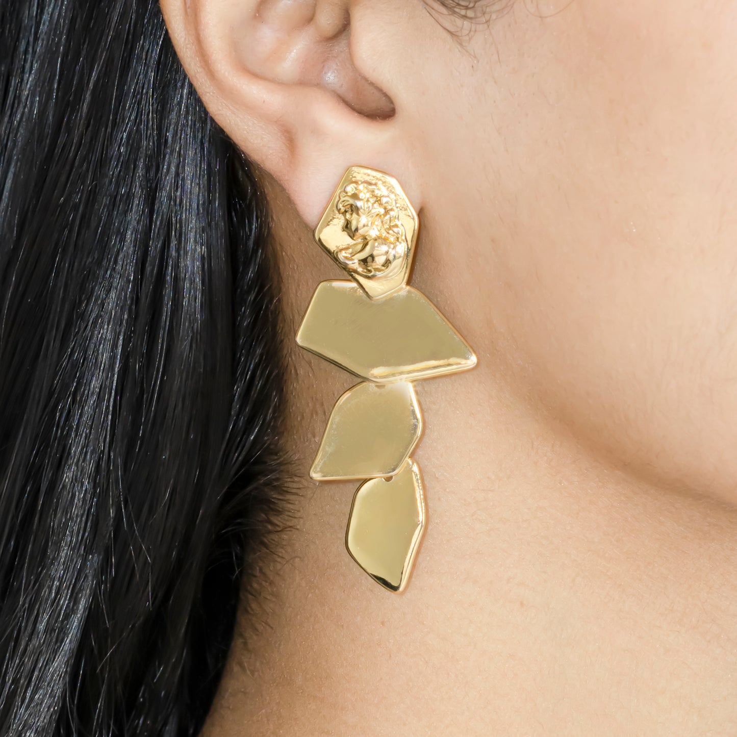 Four layered danglers