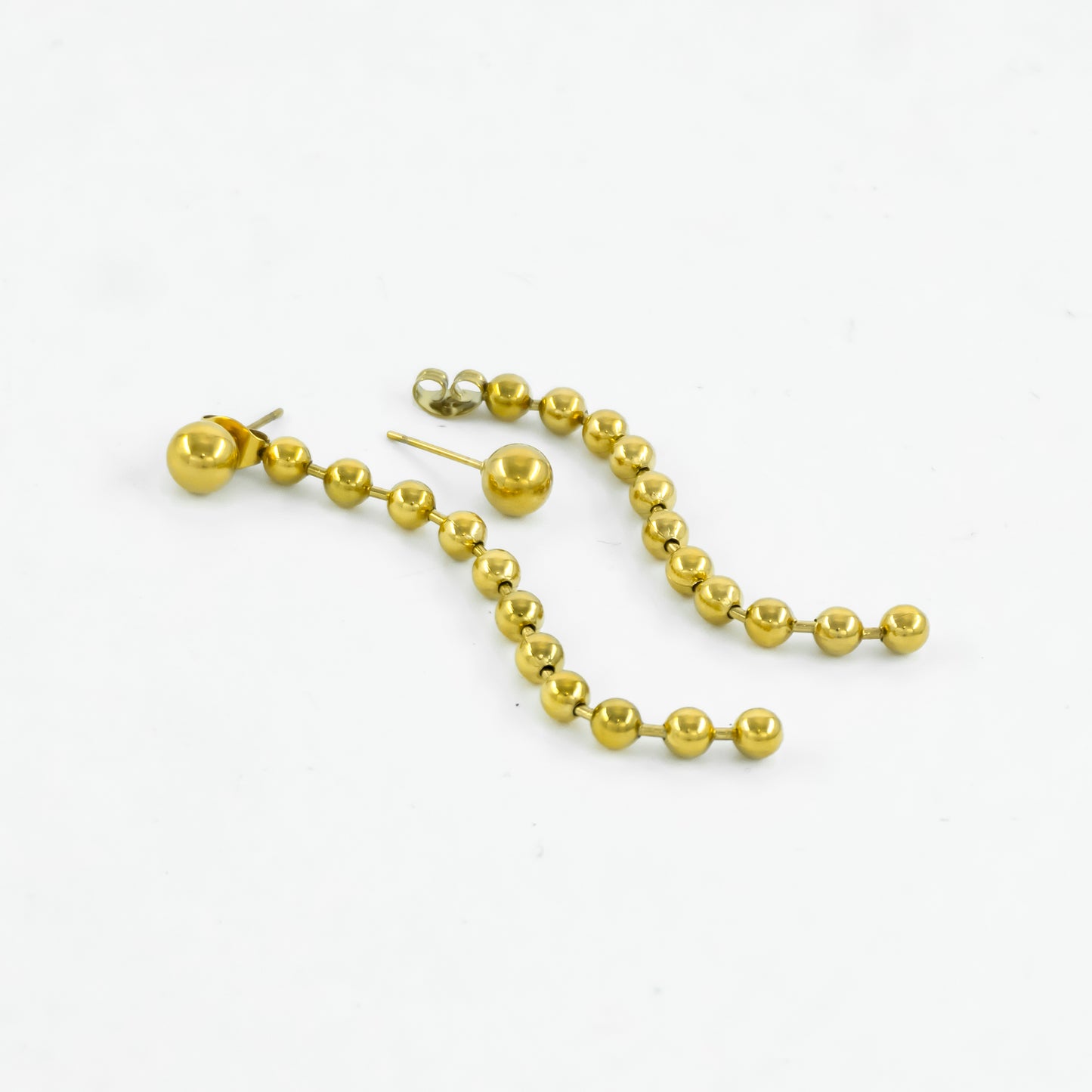 Dainty beads
