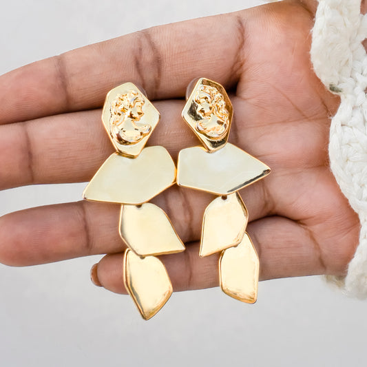 Four layered danglers