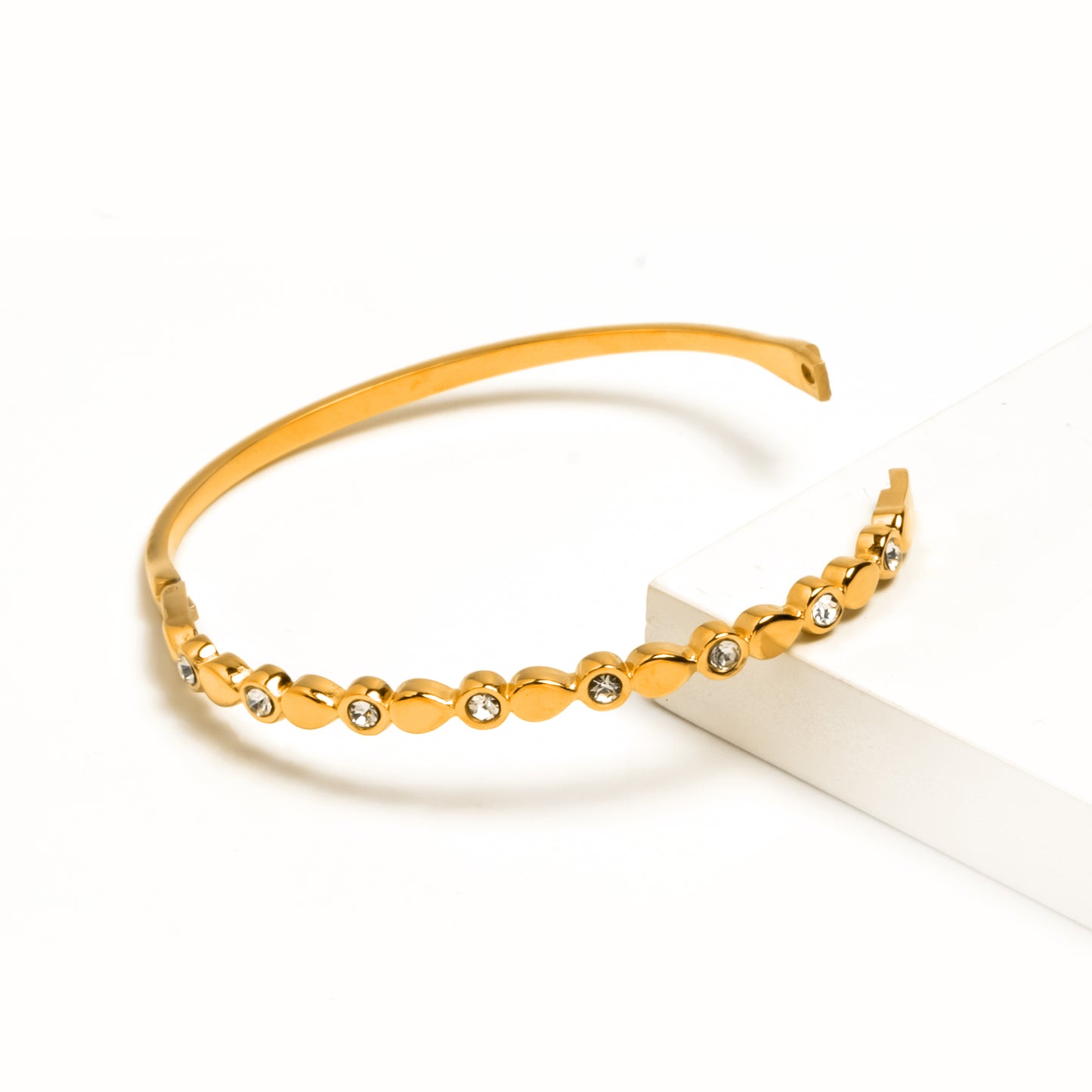 Celeste Link Bangle